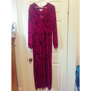 Leota maxi dress with long sleeves